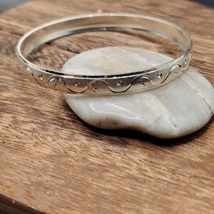B3126 sterling‎ over brass children's bracelet